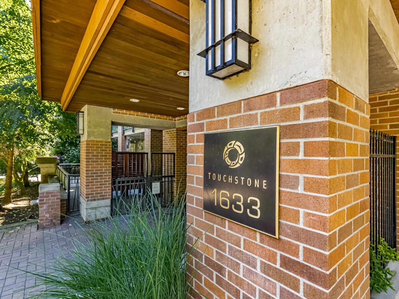 206 - 1633 Mackay Avenue, North Vancouver BC