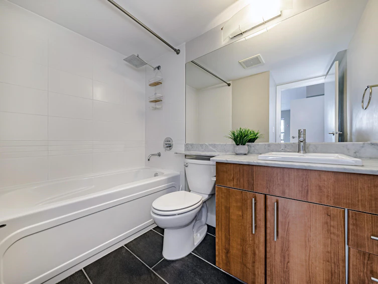 206-1633 Mackay Avenue, North Vancouver, BC, V7P 0A2 - 18