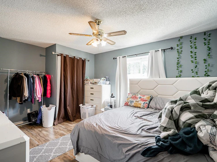 6753 137 Street, Surrey, BC, V3W 9C4 - 9