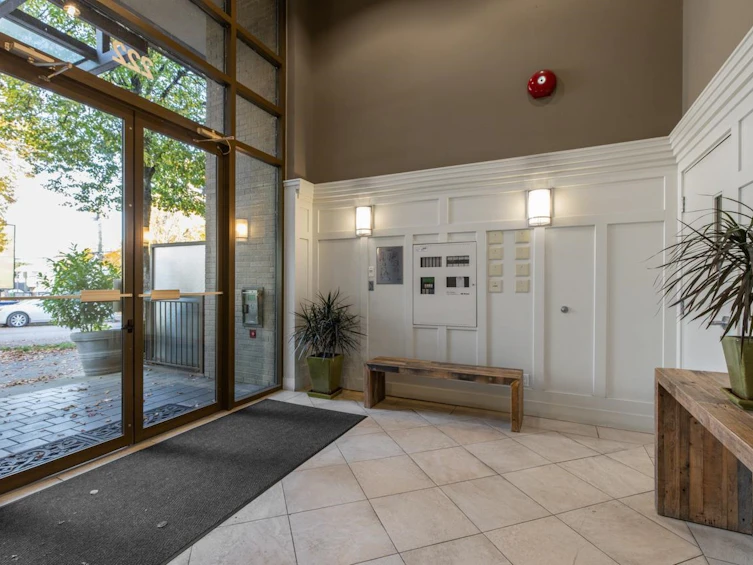 305-222 E 30th Avenue, Vancouver, BC, V5V 2V2 - 2