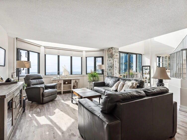 2604-6540 Burlington Avenue, Burnaby, BC, V5H 4G3 - 3