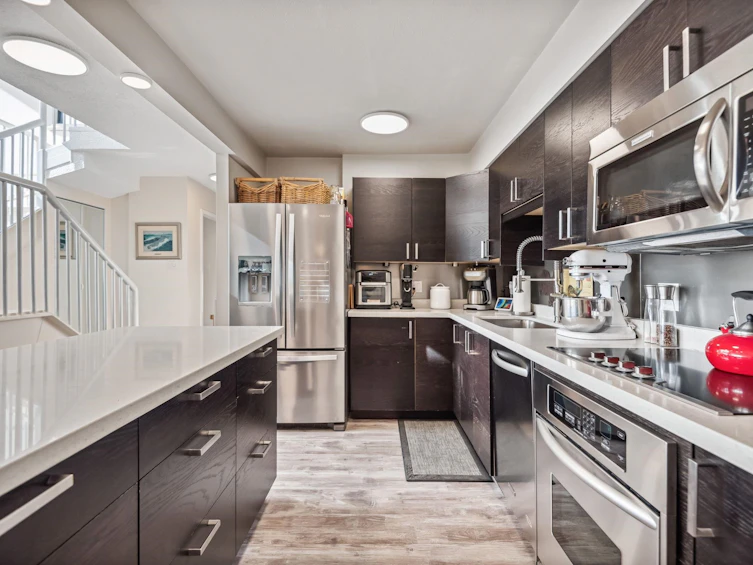 2604-6540 Burlington Avenue, Burnaby, BC, V5H 4G3 - 12