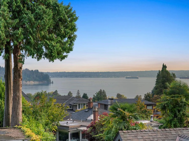 1136 Gordon Avenue, West Vancouver, BC, V7T 1P9 - 21