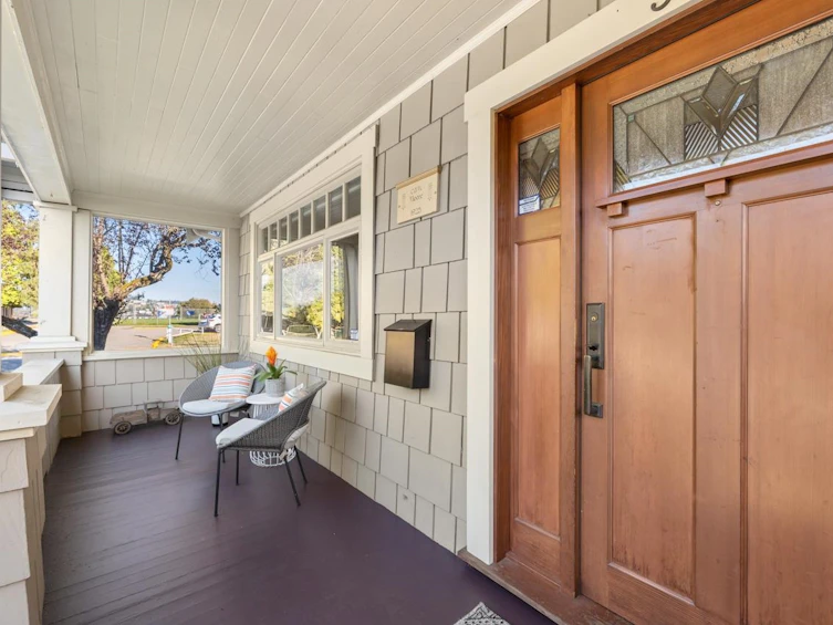 3796 Mcgill Street, Burnaby, BC, V5C 1L9 - 3