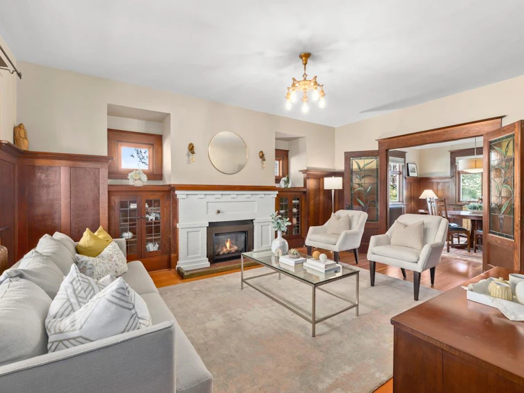 3796 Mcgill Street, Burnaby, BC, V5C 1L9 - 4