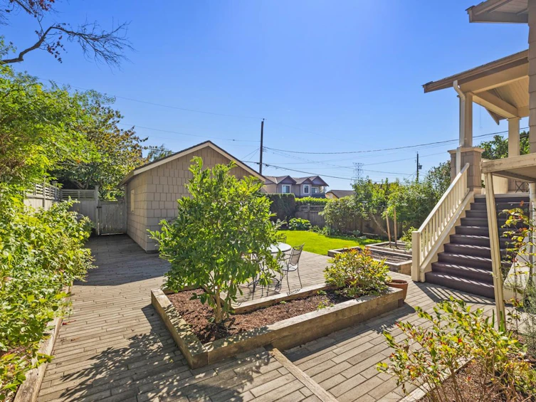3796 Mcgill Street, Burnaby, BC, V5C 1L9 - 38