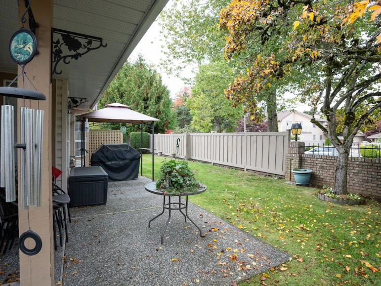 101-9781 148a Street, Surrey, BC, V3R 9P1 - 37
