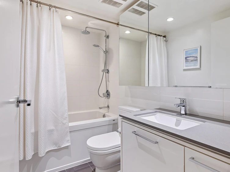 1807-680 Seylynn Crescent, North Vancouver, BC, V7J 0B5 - 15