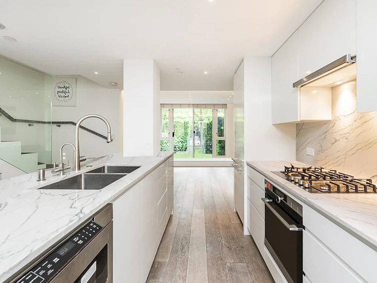 938 Beatty Street, Vancouver, BC, V6Z 3G6