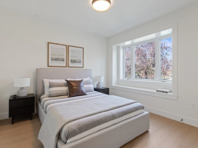 1-2444 Napier Street, Vancouver, BC, V5K 2W3 - 14