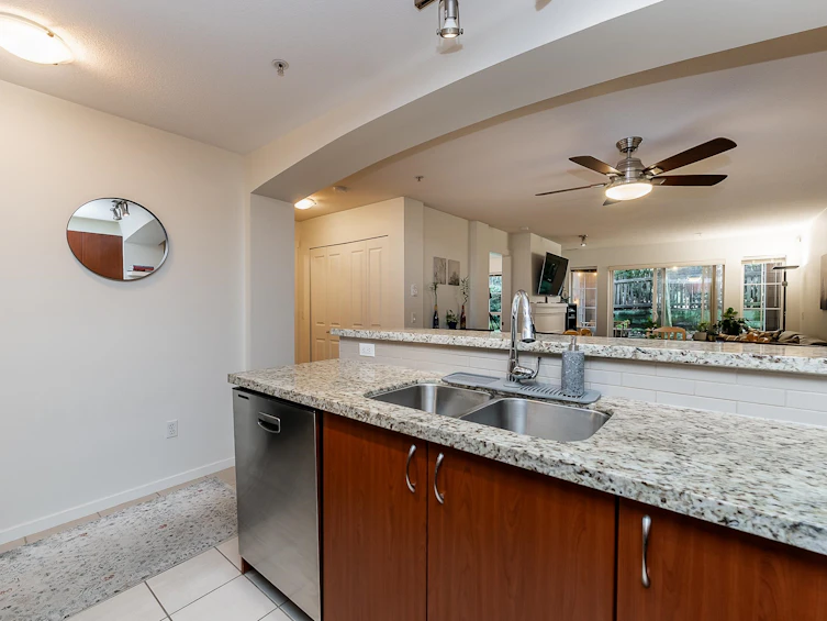 101-9233 Government Street, Burnaby, BC, V3N 0A3 - 4