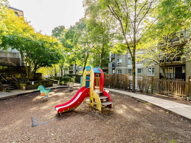 101-9233 Government Street, Burnaby, BC, V3N 0A3 - 22