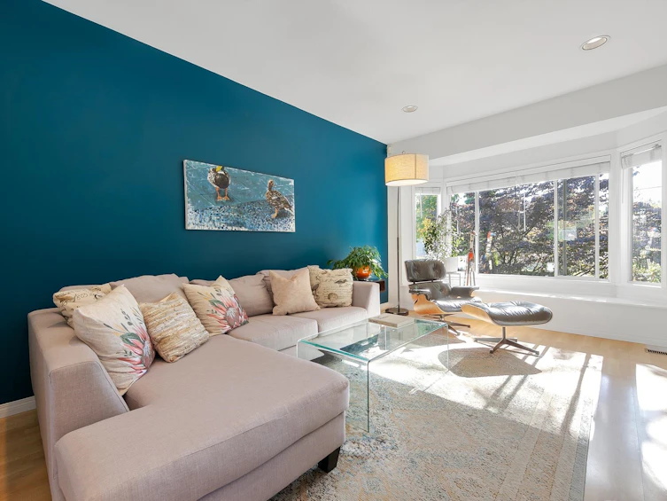 957 E 24th Avenue, Vancouver, BC, V5V 2A8 - 3