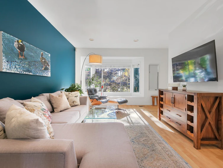 957 E 24th Avenue, Vancouver, BC, V5V 2A8 - 4