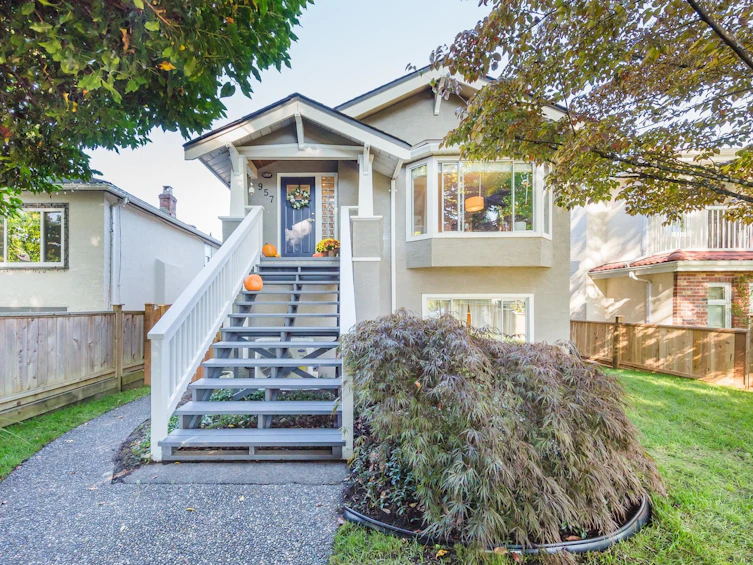 957 E 24th Avenue, Vancouver, BC, V5V 2A8 - 39