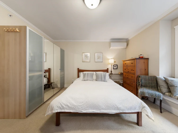 1915 W 13th Avenue, Vancouver, BC, V6J 2H5 - 21