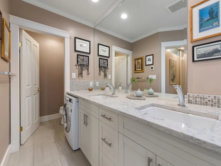 1915 W 13th Avenue, Vancouver, BC, V6J 2H5 - 28