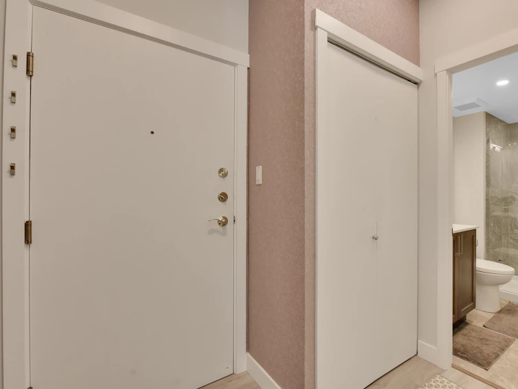 102-7108 Edmonds Street, Burnaby, BC, V3N 4X9 - 2