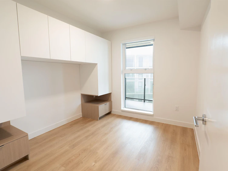 308-9888 University Crescent, Burnaby, BC, V5A 0G4 - 9