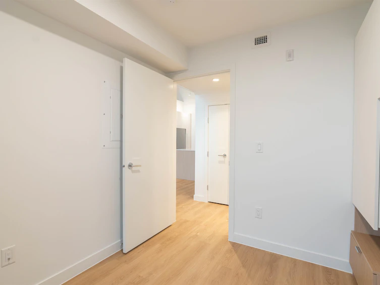 308-9888 University Crescent, Burnaby, BC, V5A 0G4 - 10