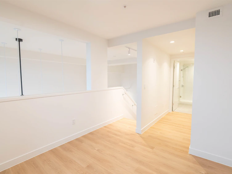 308-9888 University Crescent, Burnaby, BC, V5A 0G4 - 15