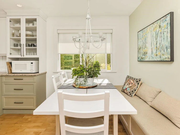 5796 Medusa Street, Sechelt, BC, V0N 3A0 - 9