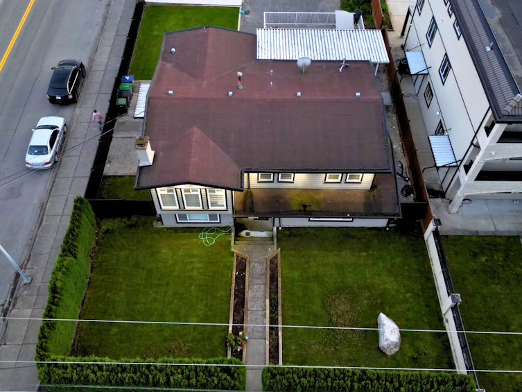 13392 68 Avenue, Surrey, BC, V3W 2E7 - 2