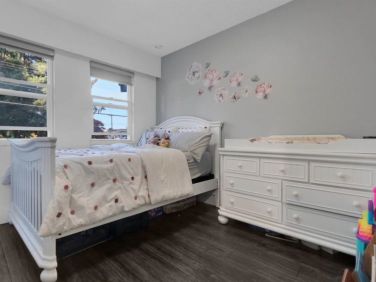 13392 68 Avenue, Surrey, BC, V3W 2E7 - 11