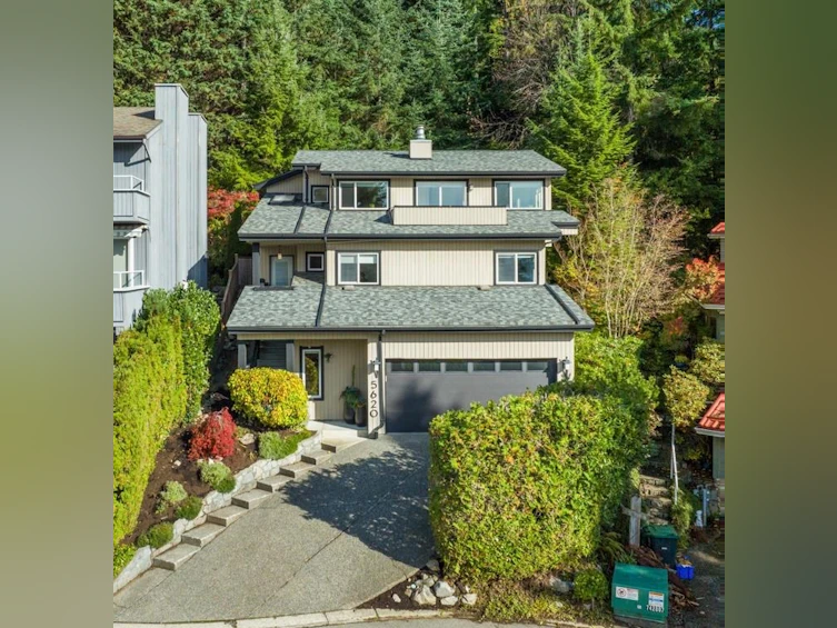 5620 Eagle Court, North Vancouver, BC, V7R 4T9 - 2
