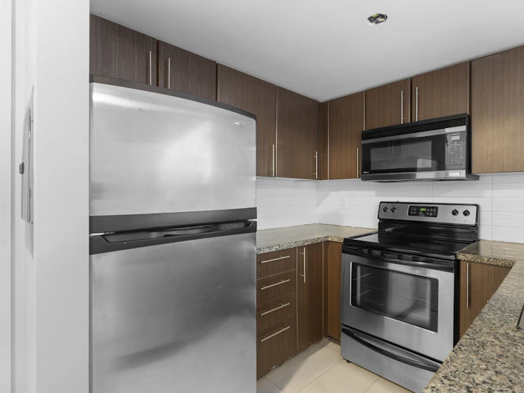 101-892 Carnarvon Street, New Westminster, BC, V3M 0C5 - 8