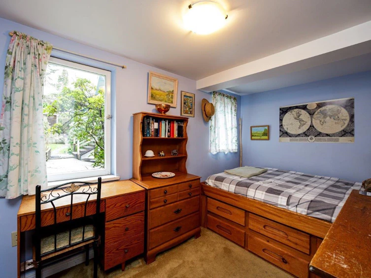 145-151 E Kings Road, North Vancouver, BC, V7N 1H4 - 10