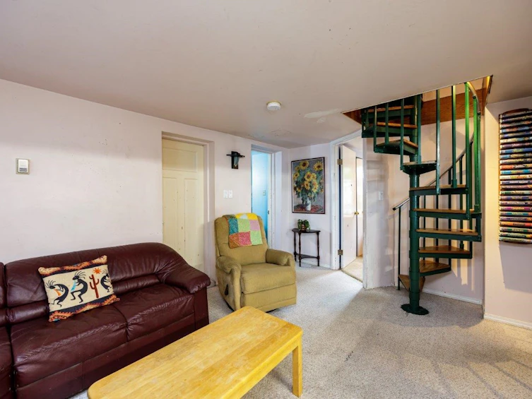 145-151 E Kings Road, North Vancouver, BC, V7N 1H4 - 13