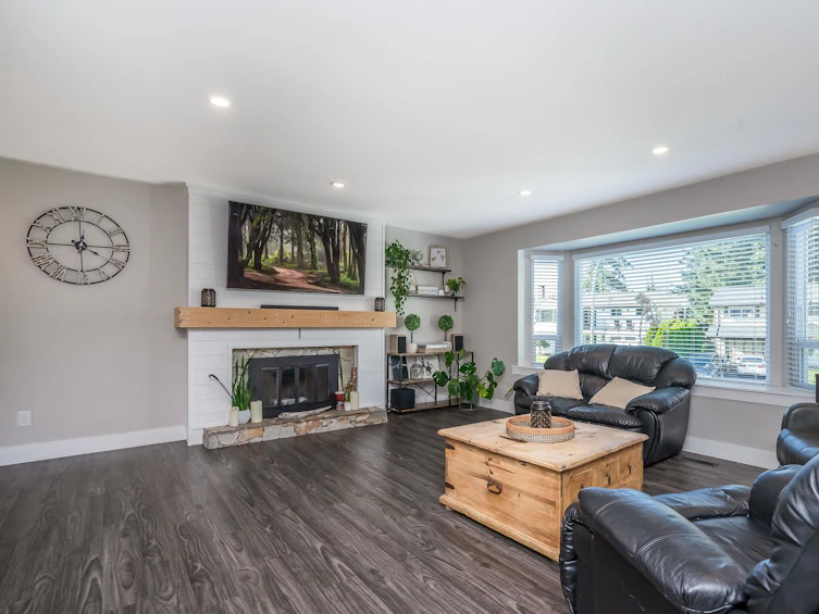 9274 212a, Langley, BC, V1M 1K3 - 8