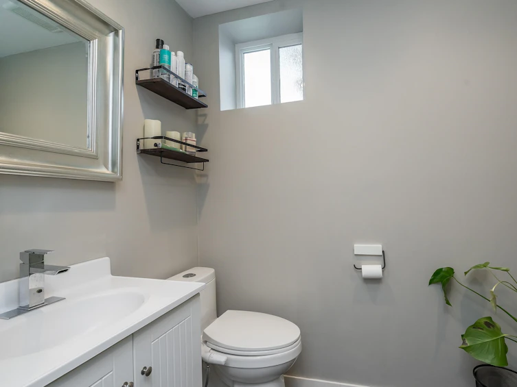 9274 212a, Langley, BC, V1M 1K3 - 35