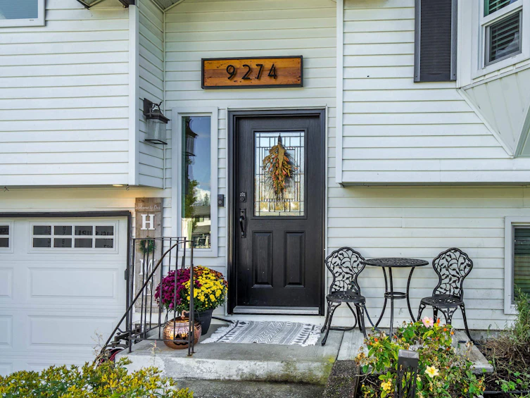 9274 212a, Langley, BC, V1M 1K3 - 2
