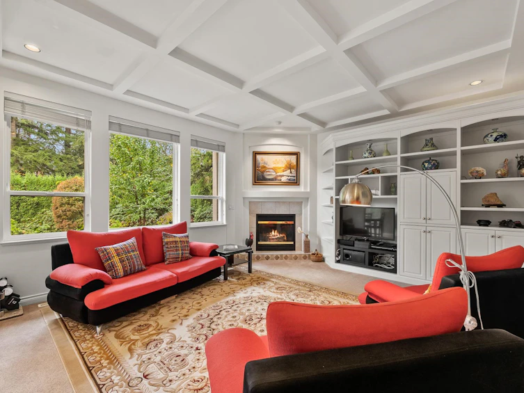 13930 22a Avenue, Surrey, BC, V4A 9V4 - 13