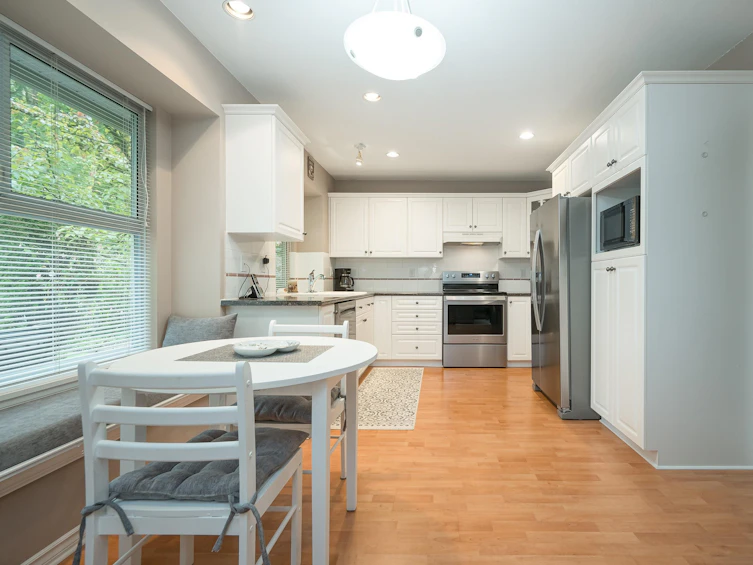 12-15860 82, Surrey, BC, V3A 8M4 - 8