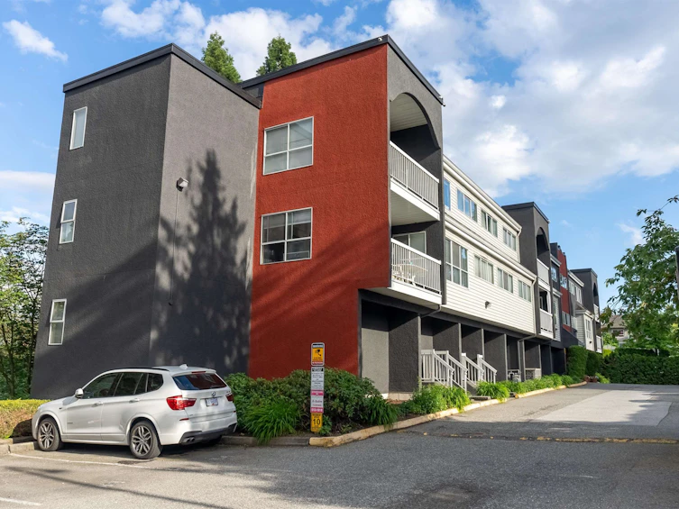 308-5664 200 Street, Langley, BC, V3A 1M8