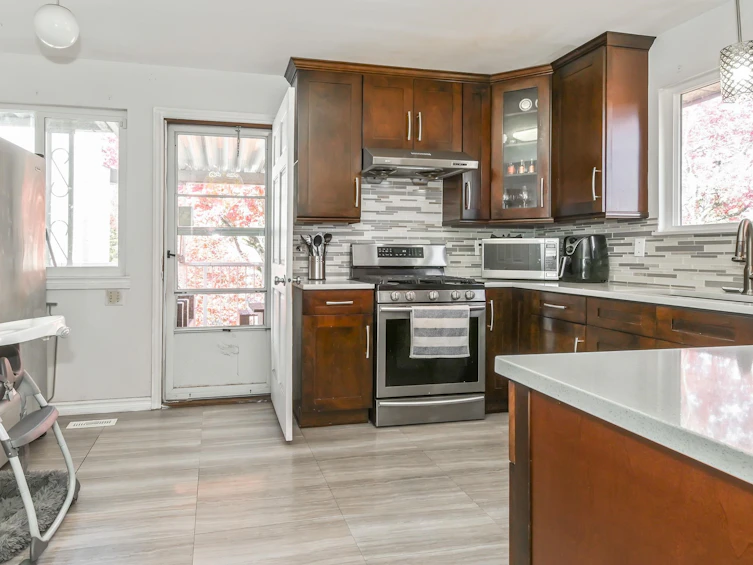 17458 62a Avenue, Surrey, BC, V3S 5J1 - 10