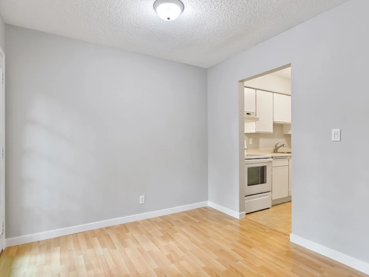 903-10620 150 Street, Surrey, BC, V3R 7S1 - 13