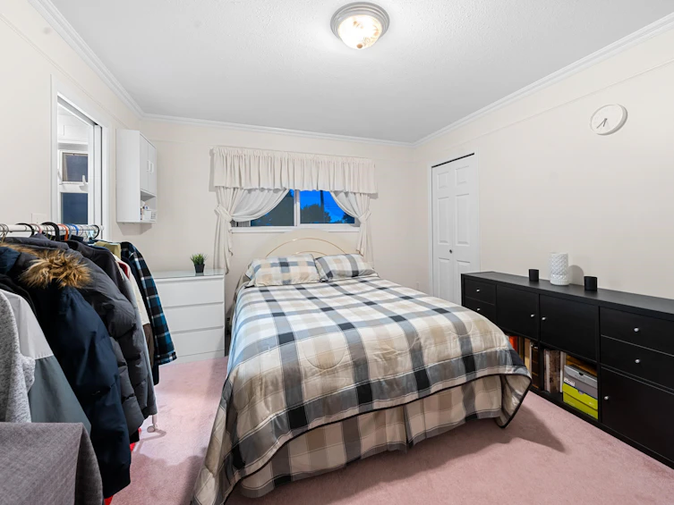 2068 E 49th Avenue, Vancouver, BC, V5P 1T7 - 23