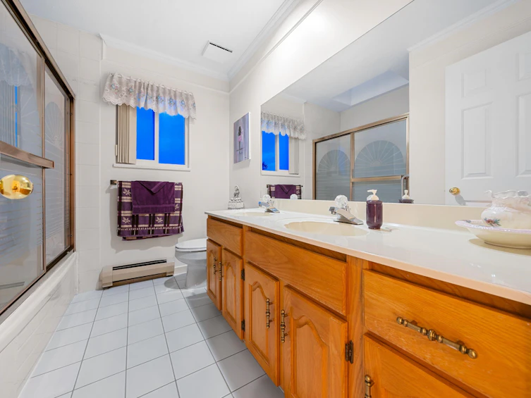 2068 E 49th Avenue, Vancouver, BC, V5P 1T7 - 30