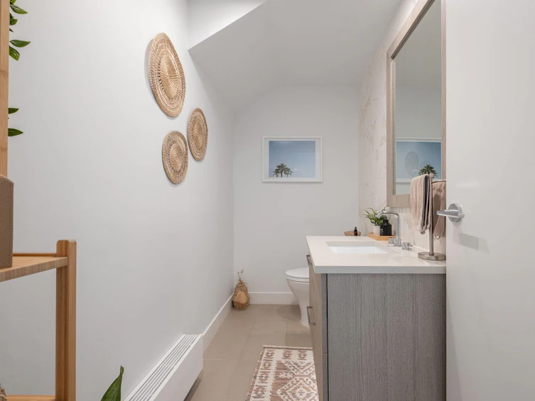105-707 East 3rd Street, North Vancouver, BC, V7L 1G8 - 12