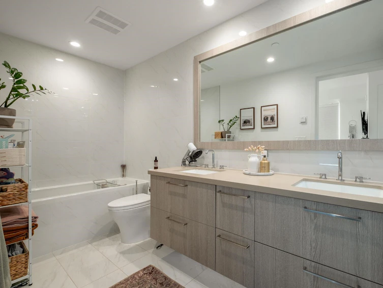 105-707 East 3rd Street, North Vancouver, BC, V7L 1G8 - 19
