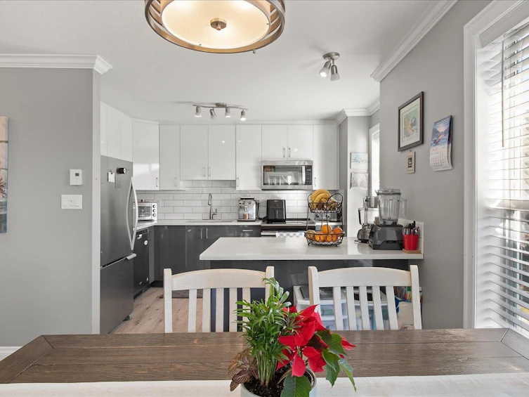 316-15110 108 Avenue, Surrey, BC, V3R 0T6 - 10
