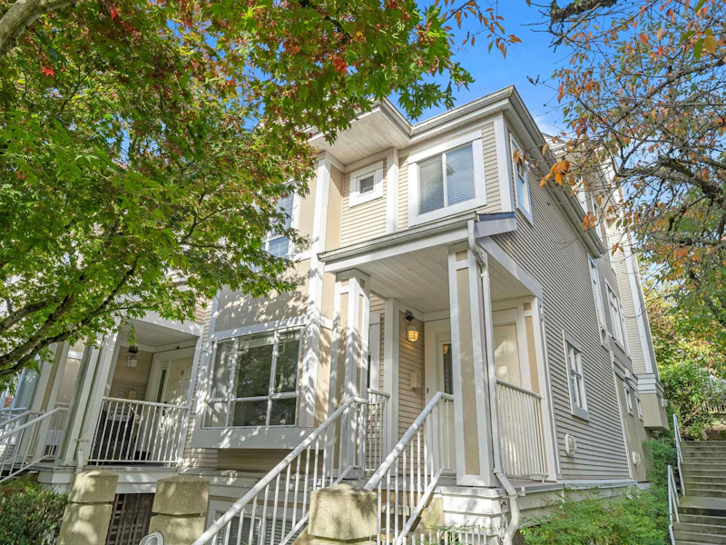 16 - 2885 E Kent Avenue North Place, Vancouver BC V5S 3T9