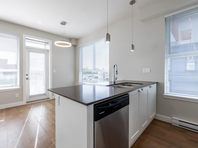 503-3080 Gladwin Road, Abbotsford, BC, V2T 0G3 - 10