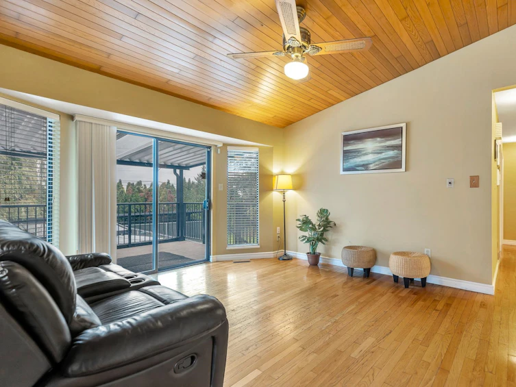 5964 191a, Surrey, BC, V3S 7N1 - 8
