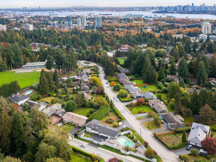 695 Burley Drive, West Vancouver, BC, V7T 1Z3 - 9