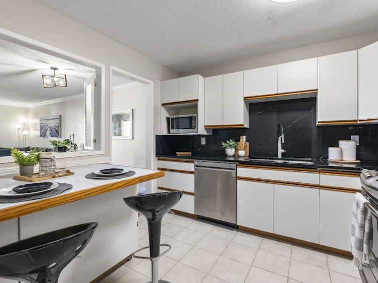206-1480 Vidal Street, Surrey, BC, V4B 3T7 - 13